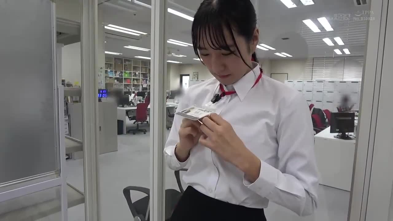 107SHYN-156 | 在社内突击访问工作中的新人女社员・野球拳！总务部 渡部花 | 撸撸吧-视频,色播,色站,色情女优,色片宝库,啪啪谜片