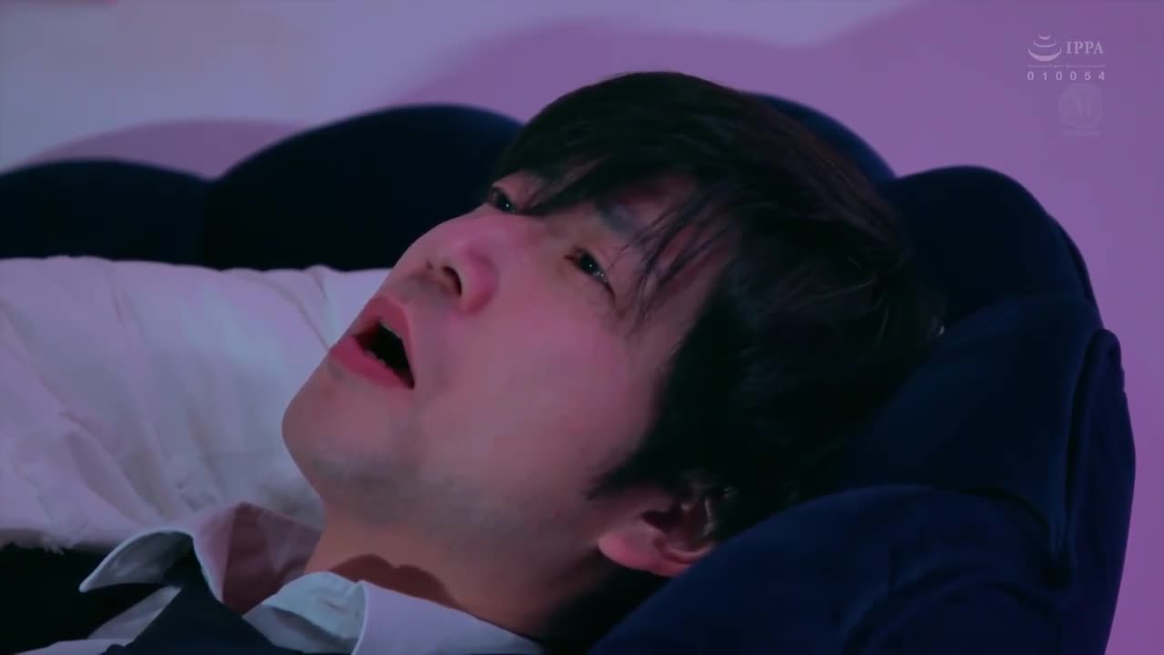 JUQ-282 | 人妻秘书，充满汗水接吻的社长室中出性交 大家都期待已久的美熟女，终于登场了。 佐田茉莉子 | 撸撸吧-视频,色播,色站,色情女优,色片宝库,啪啪谜片